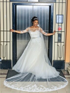 Elegant Cathedral Veil
